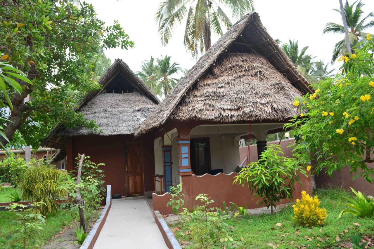 Meremeta Lodge Utende Exterior photo